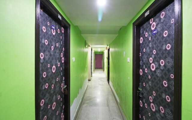 Xpress Inn By OYO Rooms