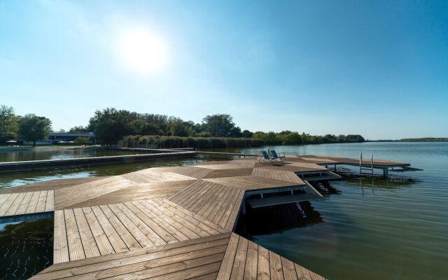 Donautica Hotel & Restaurant