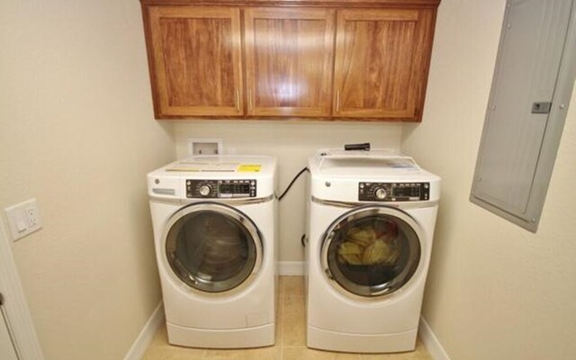 Oceanwalk 18-602 Apartment 3