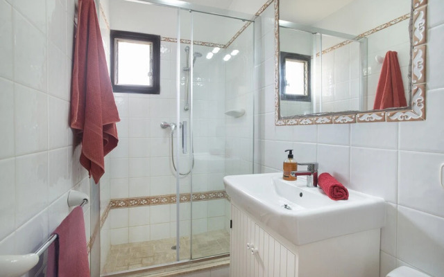 Owl Booking Villa Punta Magdalena - Family Holidays