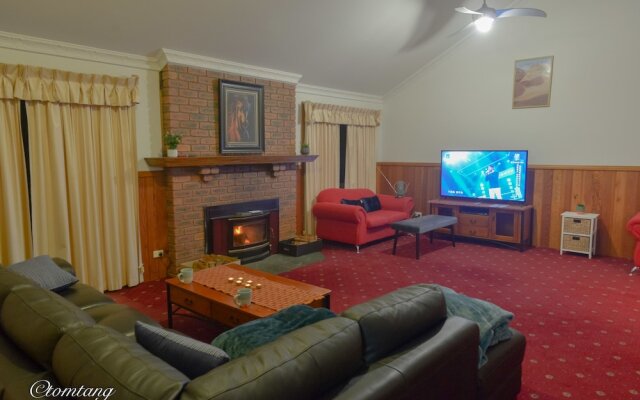 Castle at Lakes Entrance