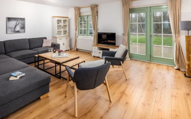 Tatched Villa With Dishwasher, 1 km From the Beach