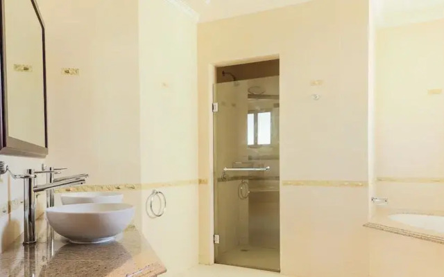 The Palm Jumeirah Villas - Frond D