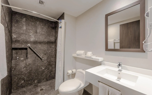 Sleep Inn Guadalajara Galerias