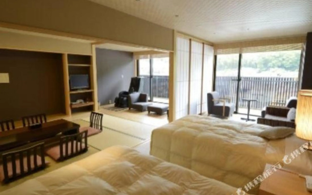 Yugawara Onsen Chitose