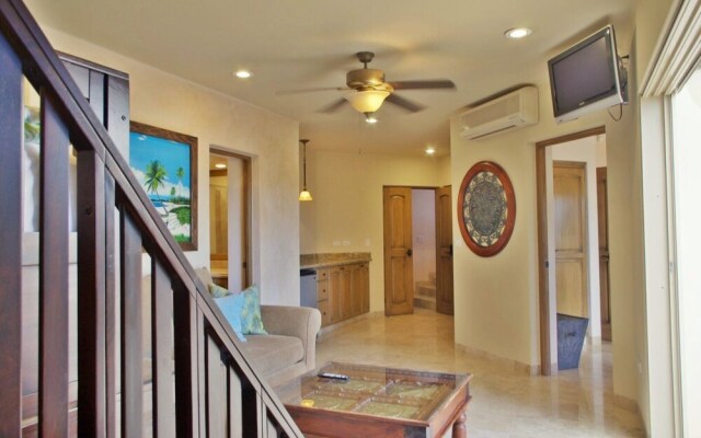 Villa Esquina - Split Level Villa With Ocean & Views