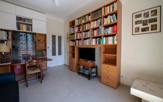 Piazza Carracci in Roma