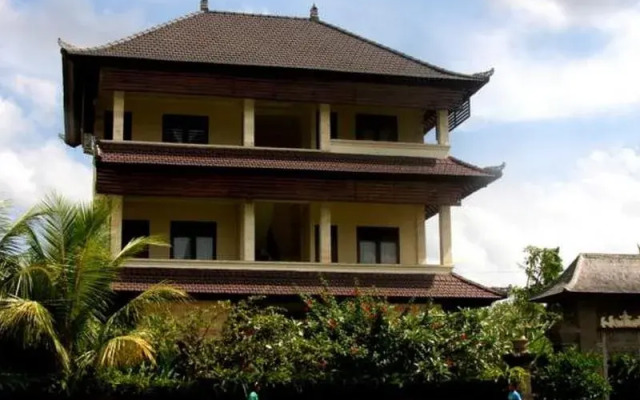 Permana Cottages