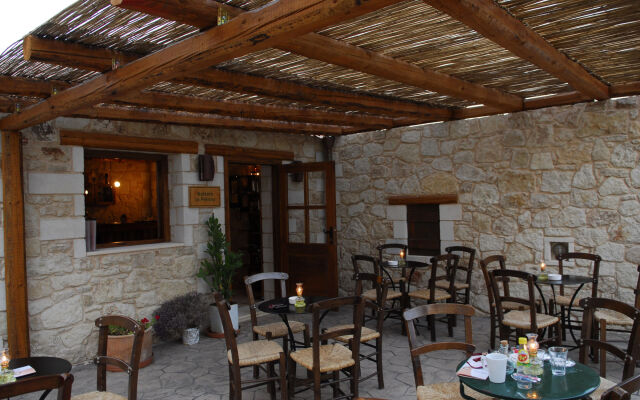 Cactus Royal Resort & Spa