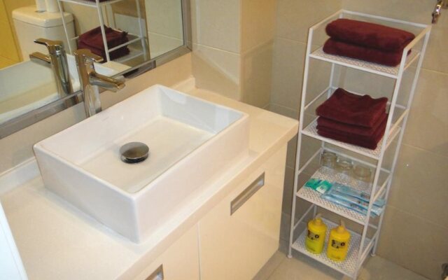 Dalian Yi Jia Express Apartment