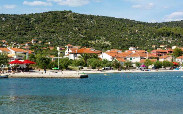 Mari - barbecue - A2Lile (2+2)