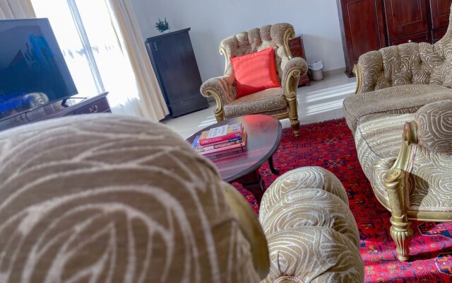 Kamsa Royal Guest House - Waterkloof Ridge