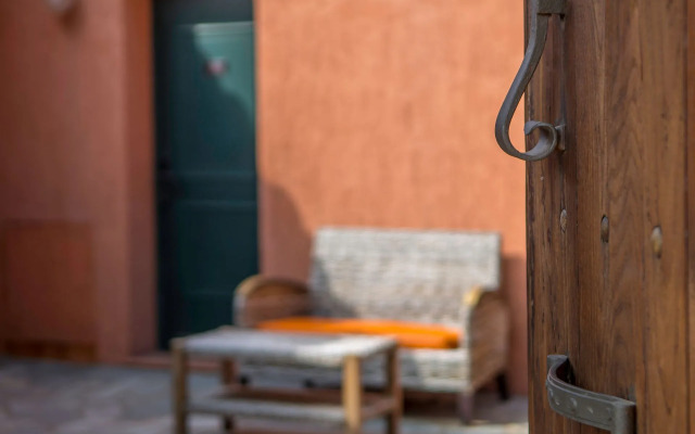 The Varos Residences Hotel