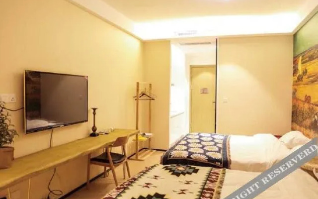 Yimi Yangguang Apartment Hotel (Yuhua Keting)