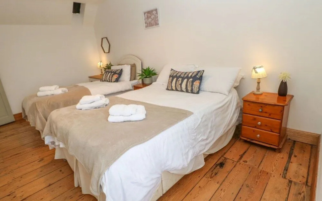 Kits Cottage