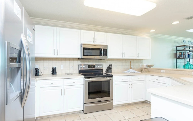 Phoenix Ix 1109 2 Bedroom Condo