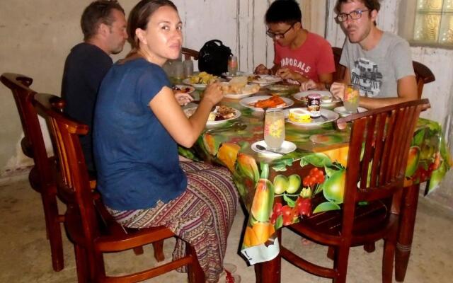 Bee Line Home Stay
