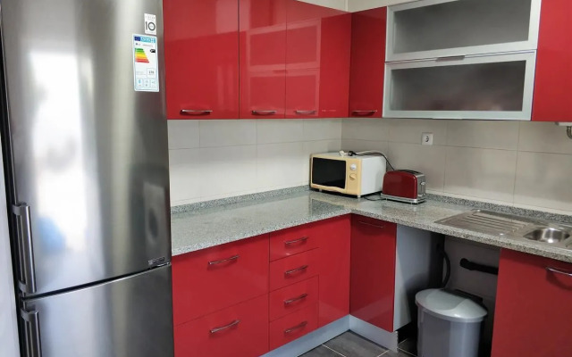 Sleep & Go Faro Airport Guest House