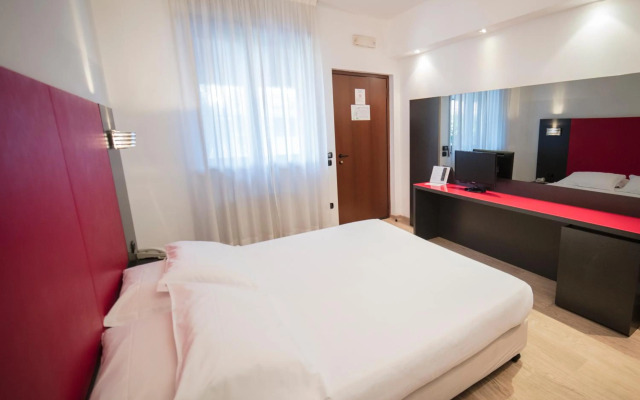 Blue Relais Maggiore