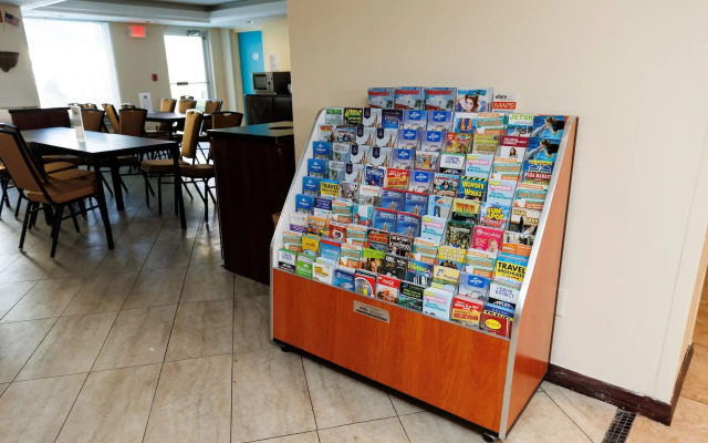 Garnet Inn & Suites, Orlando