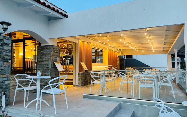 Acrotel Lily Ann Village