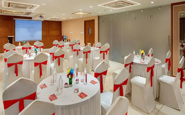 Parker Lords Eco Inn Ahmedabad