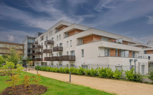 Quality Suites Nancy Zenith