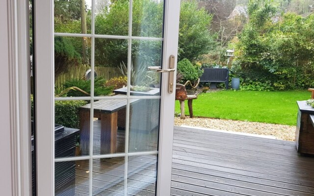 Beautiful 1-bed Apartment