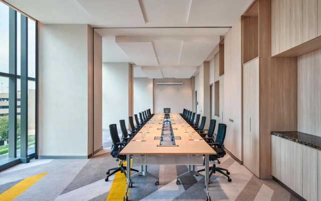 Courtyard By Marriott Setia Alam