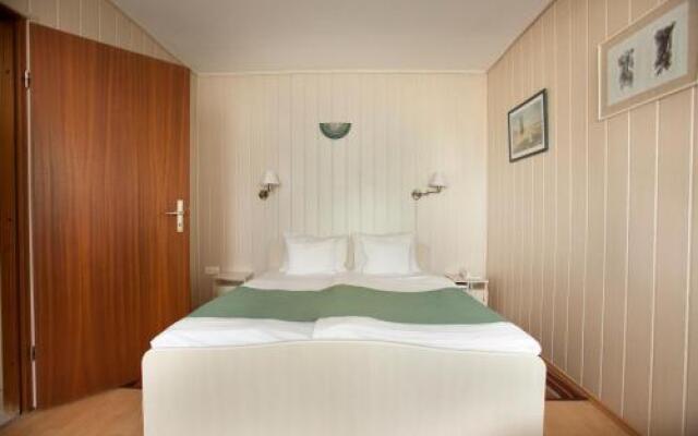 Hotel Makar Sport And Atrium