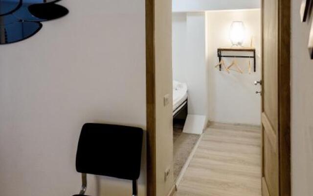 Hegel Apartment