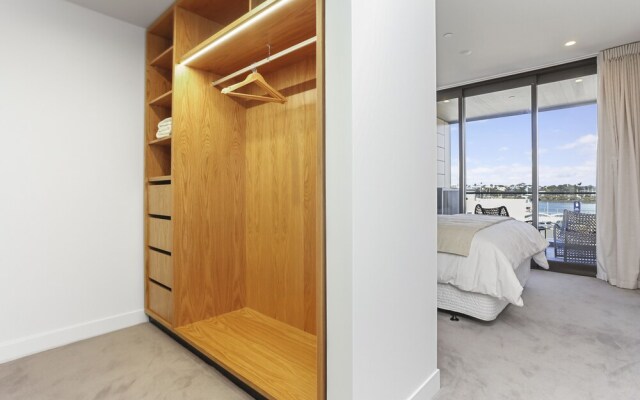 Modern tranquility in the city