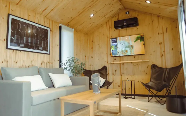 Bodega Iaccarini Wine Lodge by BT Homes
