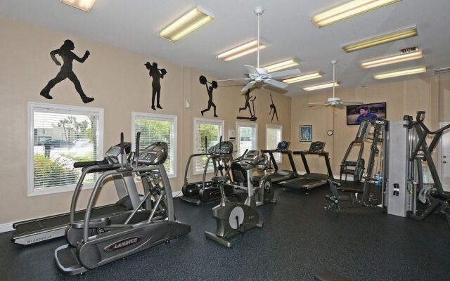 Shoreline 3036 Condo by RedAwning