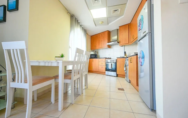 SND - Bright and Spacious Studio