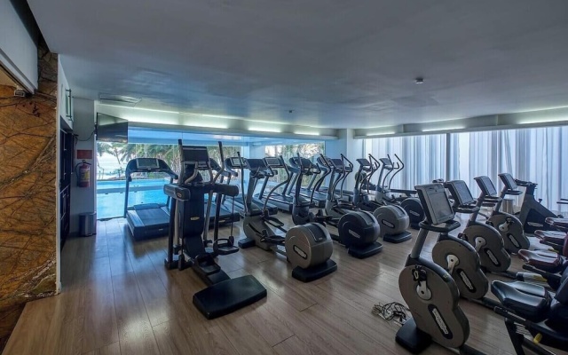 Luxury Oceanfront 2BR Condo With Private Balcony