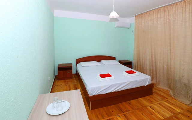Zolotoy Bereg Hotel