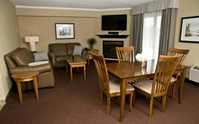 Best Western Plus Nor'wester Hotel & Conference Centre