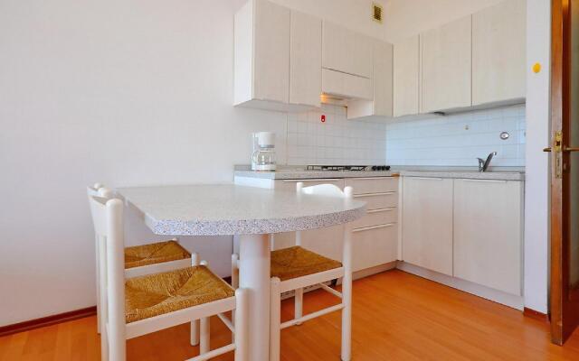 Condominio International - One Bedroom No.4