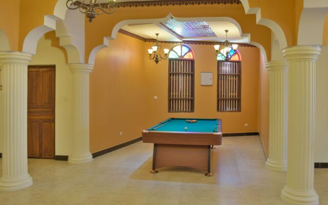 Tembo House Hotel & Apartments