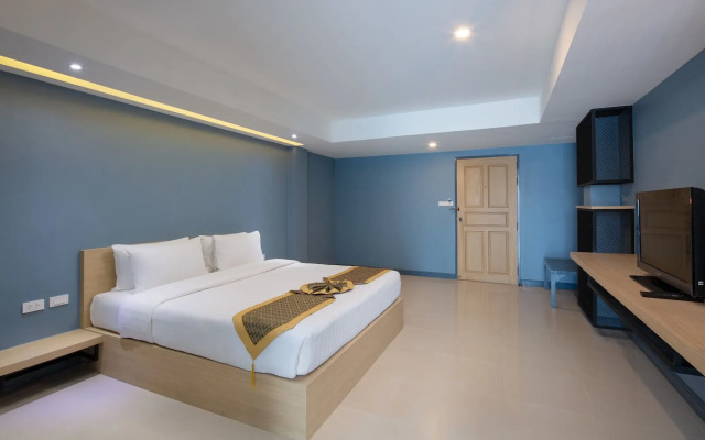 Nora Lakeview Hotel
