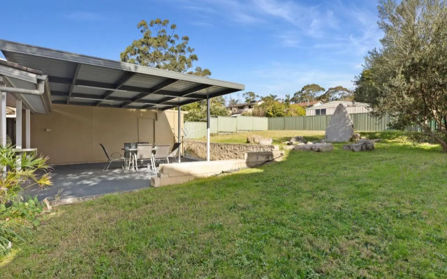 Modern Family Holiday Home Overlooking Jervis Bay