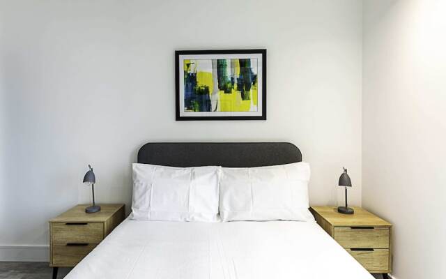 Icon Tower Flat IV