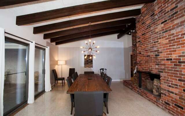 Roanoke by Jekyll Realty