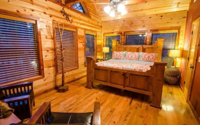 Leaping Lizard Lodge - 4 Br Cabin