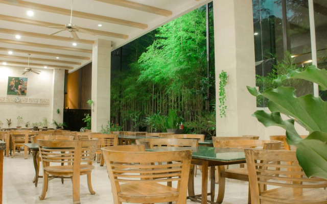 Marilyn Hotel Serpong