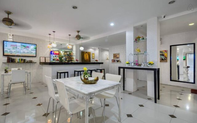 The Shades Boutique Hotel Patong Phuket