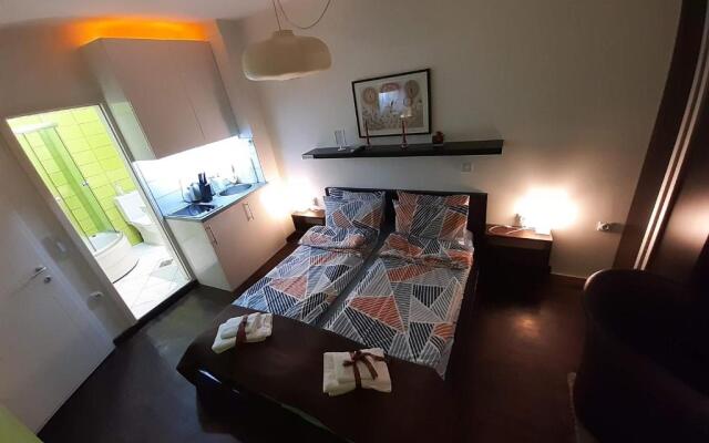 Dimar Apartments