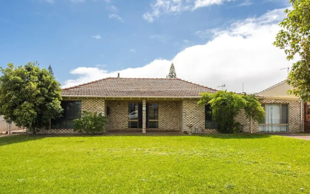 Sea-spray - Walking Distance to Ocean