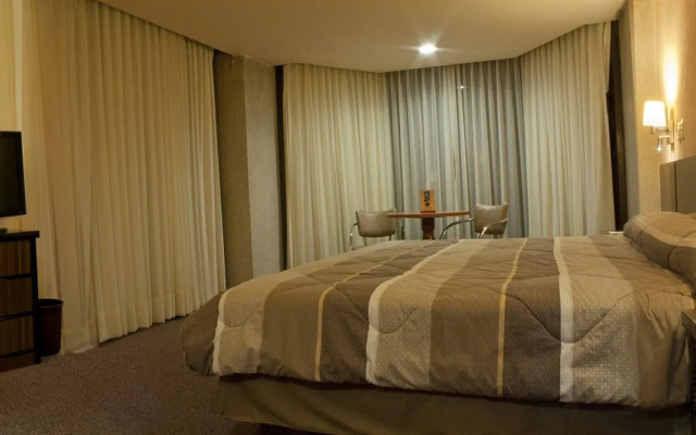 Hotel Real Plaza